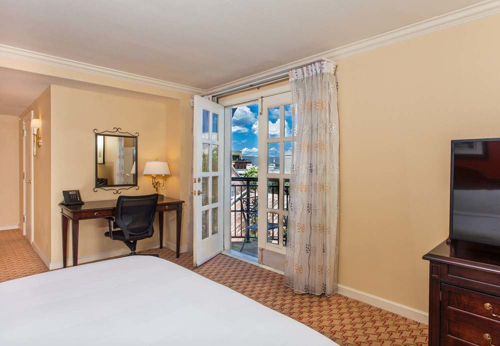 เรเนซองส์ ชารล์สตัน ฮิสทริก ดิสทริก โฮเทล Hotel ชาร์ลสตัน ภายนอก รูปภาพ